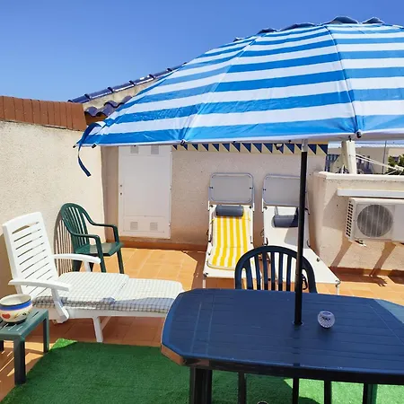 La Rosa Holidays 아파트 *